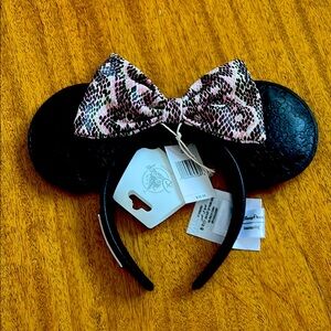 Disney Parks Loungefly Minnie Mouse Animal Kingdom Exclusive Ears Headband - NWT